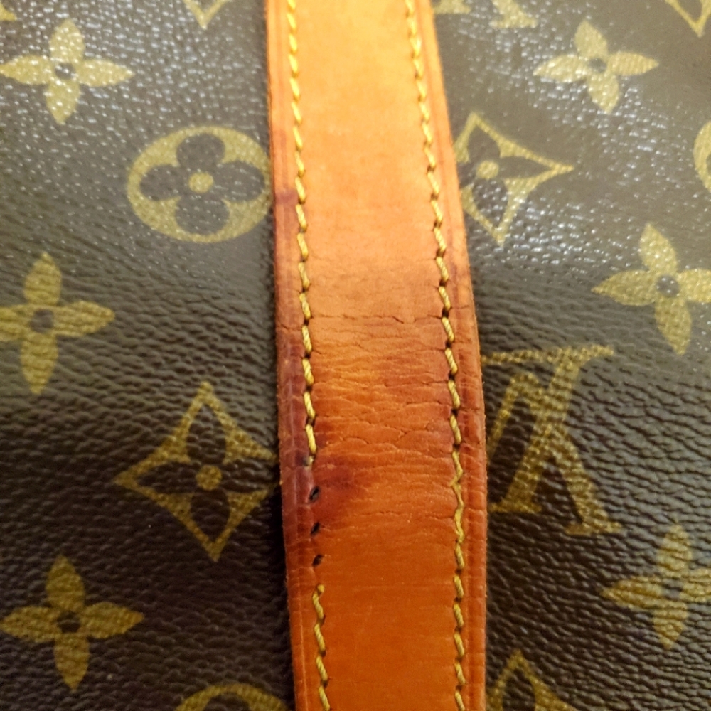⭐️HOST PICK⭐️ Authentic Louis Vuitton Keepall 45 Monogram Vintage - Picture 10 of 11